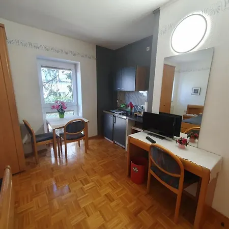 Apartment Abm 14 *